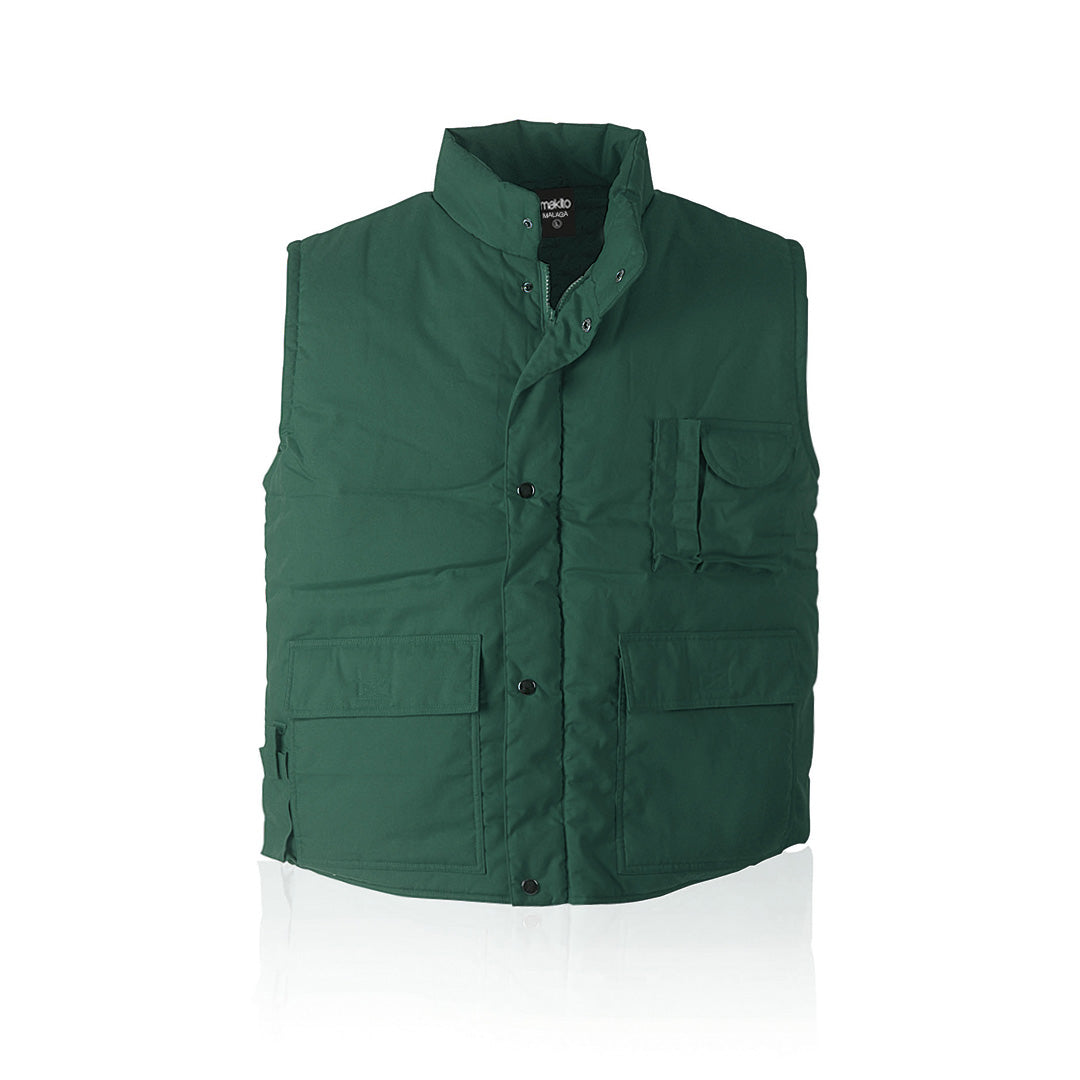 gilet vert sans manche sur un fond blanc
