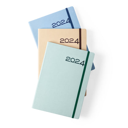 Agenda format a5 en carton solide et papier SETREN coloris multiples