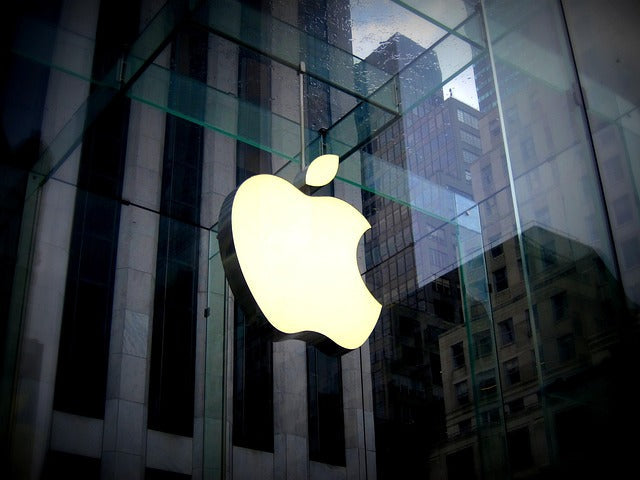enseigne Apple, logo vitrine NYC