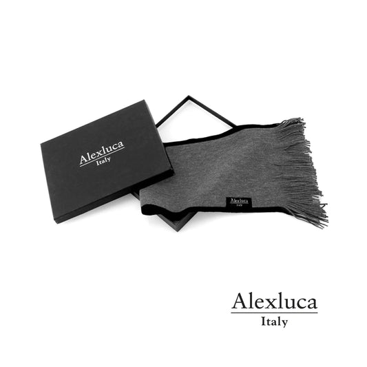 écharpe grise et noir avec packaging noir