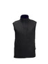 Gilet noir sans manche sur fond blanc