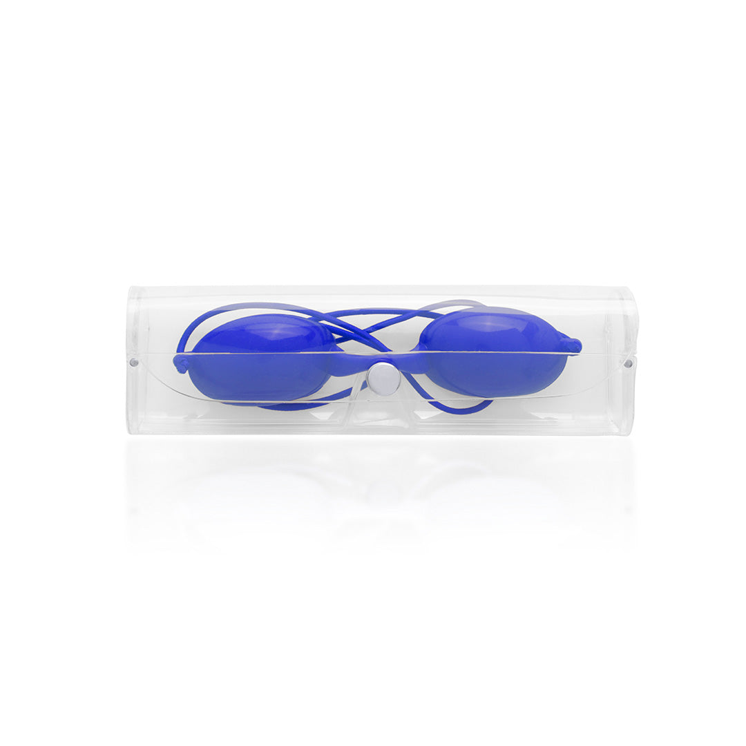 Soins oculaires avec Adorix