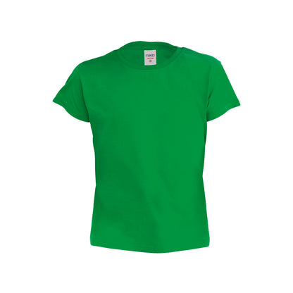 T-Shirt de couleur vert sur un fond blanc 