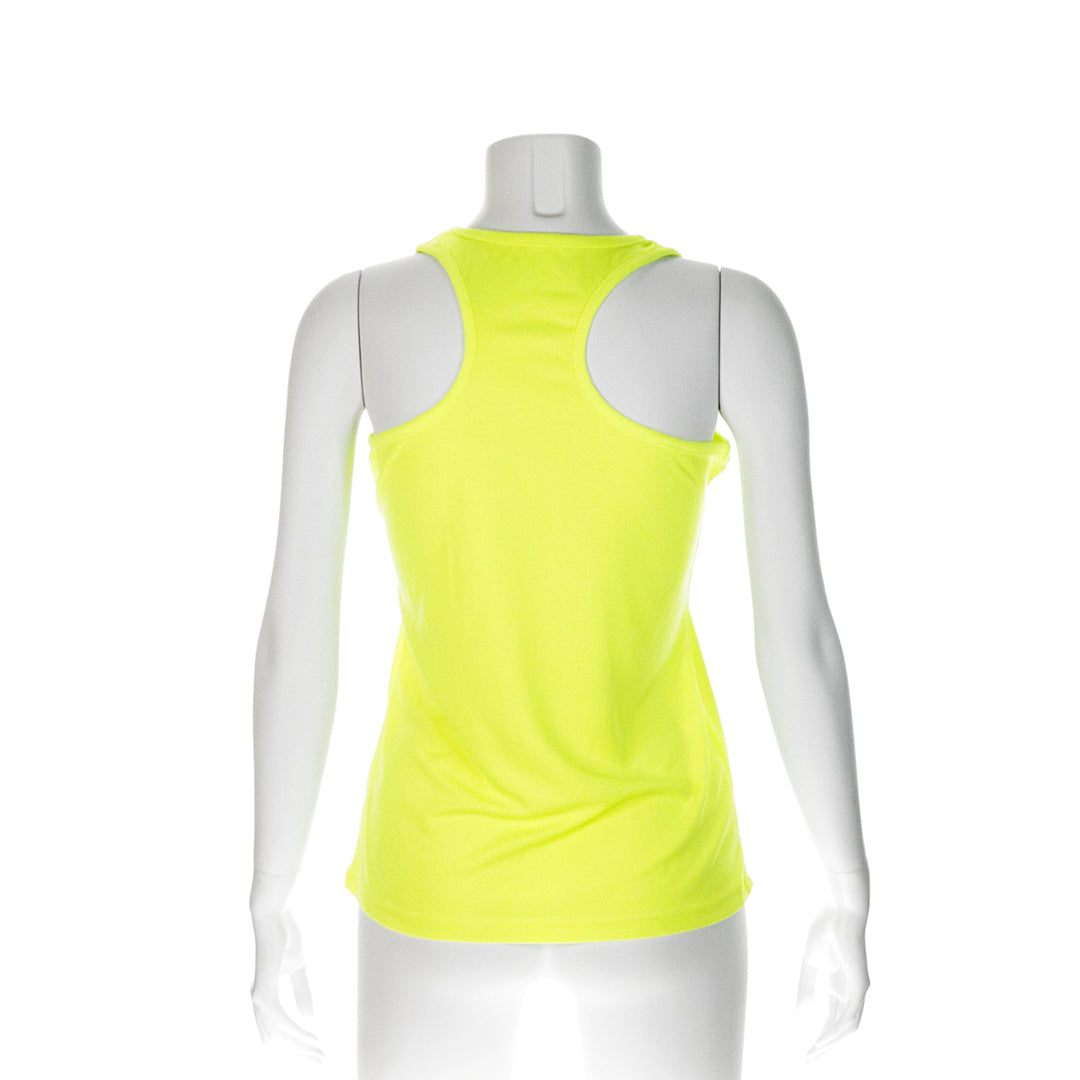 débardeur jaune vu de dos sur un mannequin sans tête