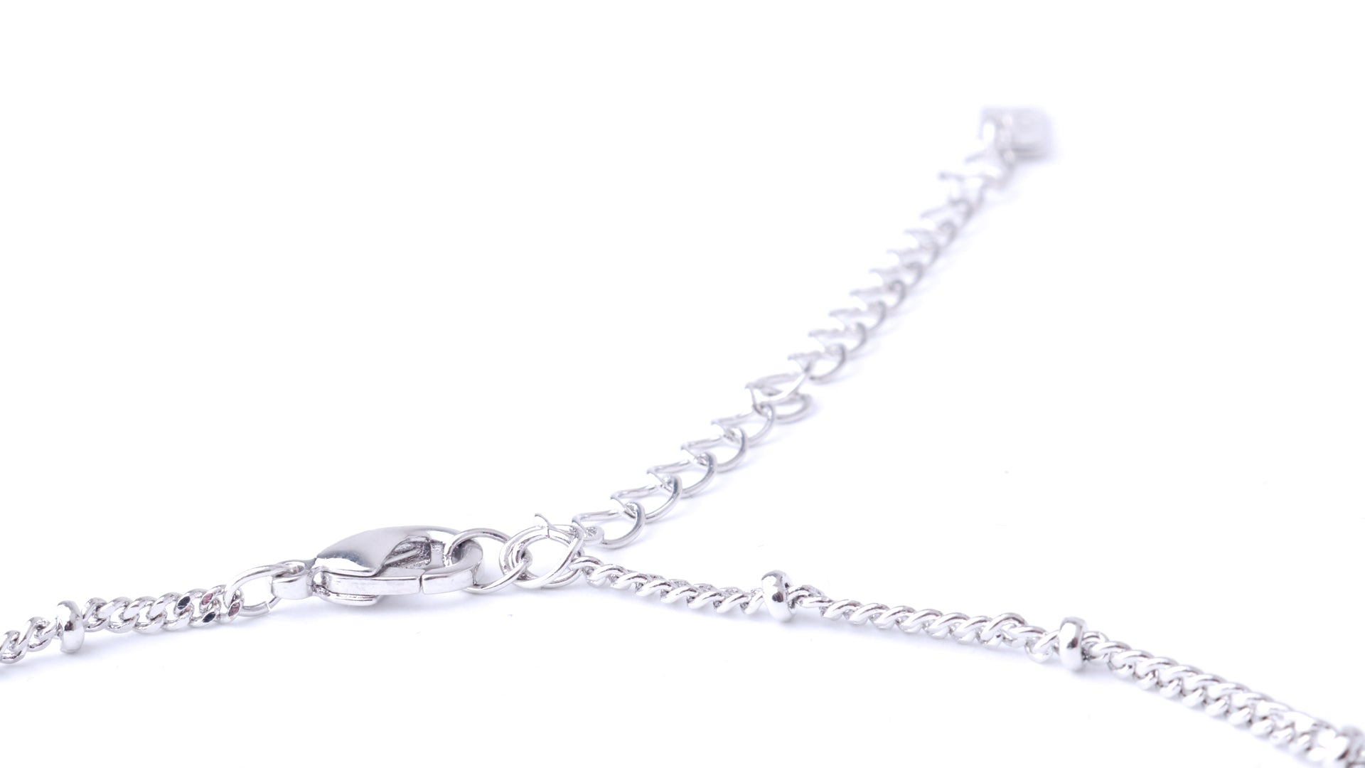 Collier en métal avec incrustations en résine LANTHA avec fermoir