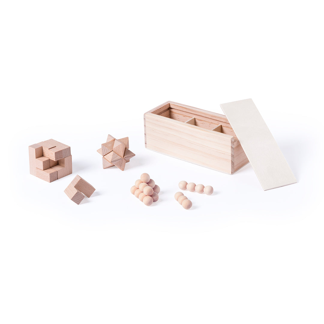 Ensemble addictif de 3 jeux d'adresse en bois naturel, présenté dans une boîte en bois avec couvercle coulissant