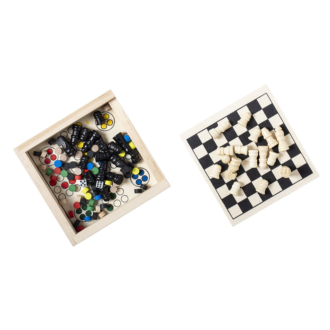 Accessoire de divertissement : Jeu comprenant échecs, parcheesi et dames, dans une mallette en bois