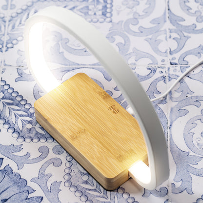Lampe chargeur fabriquée en bambou LABRUM design avec logo