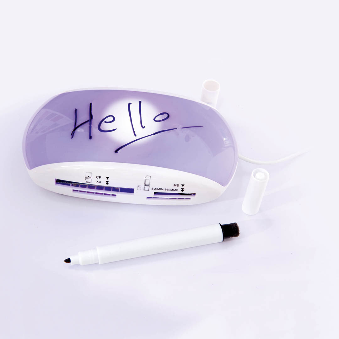 Lecteur de carte avec un design incurvé USAK