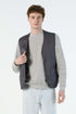 Bodywarmer WALLACE grise portee par un homme