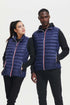 Bodywarmer VICTOIRE BW bleue portee par un homme et une femme