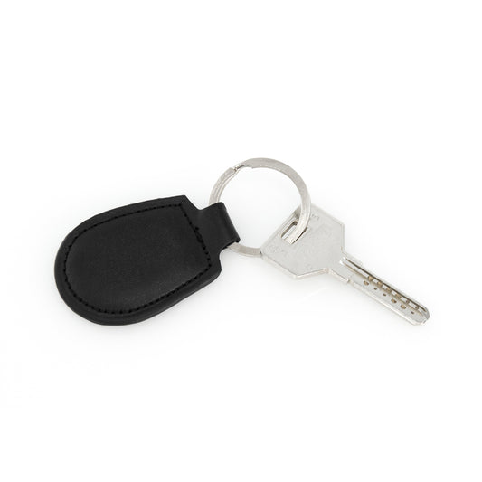 Porte-clés personnalisable avec une finition en similicuir de qualité.