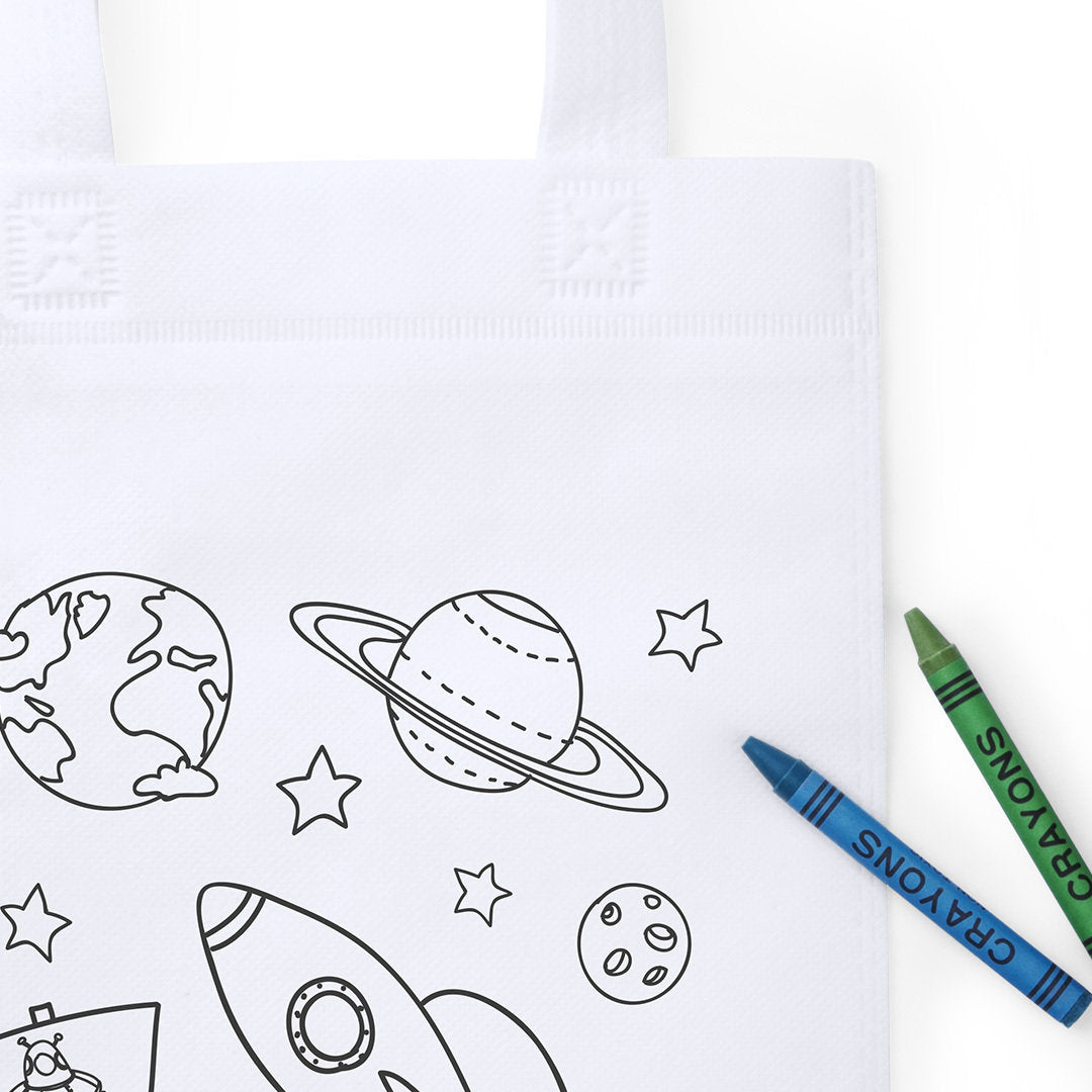 Ensemble coloriable en T.N.T. avec 5 crayons inclus