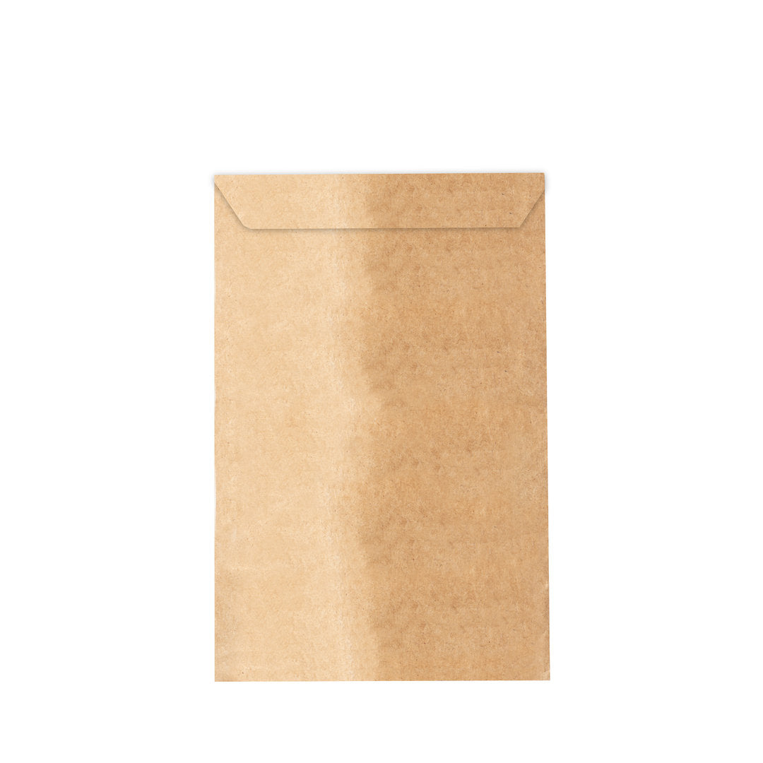 Sac respectueux de l'environnement : ligne Nature en papier kraft recyclé, dimensions 15 x 23 cm + 2 cm rabat.