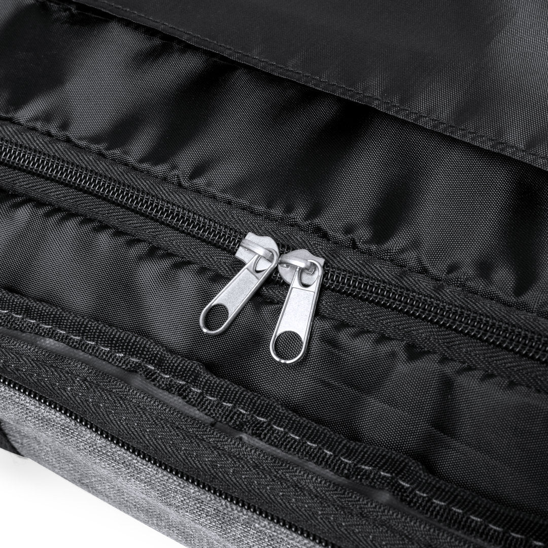 sac a roulettes avec Poche frontale avec fermeture éclair invisible pour un accès facile et discret.