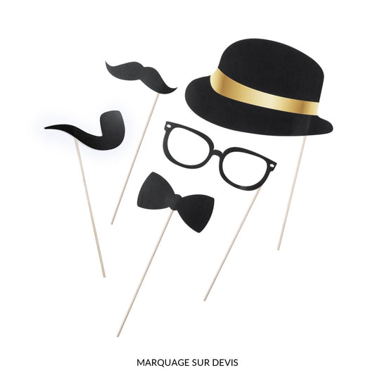 Ensemble pour selfie avec chapeau, pipe, moustache, nœud papillon et lunettes.